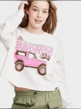 Grayson Threads White Cropped 'Bronco Girl' Sweatshirt with Pink Graphic